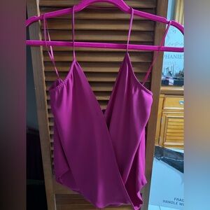 Olivaceous pink sleeveless top